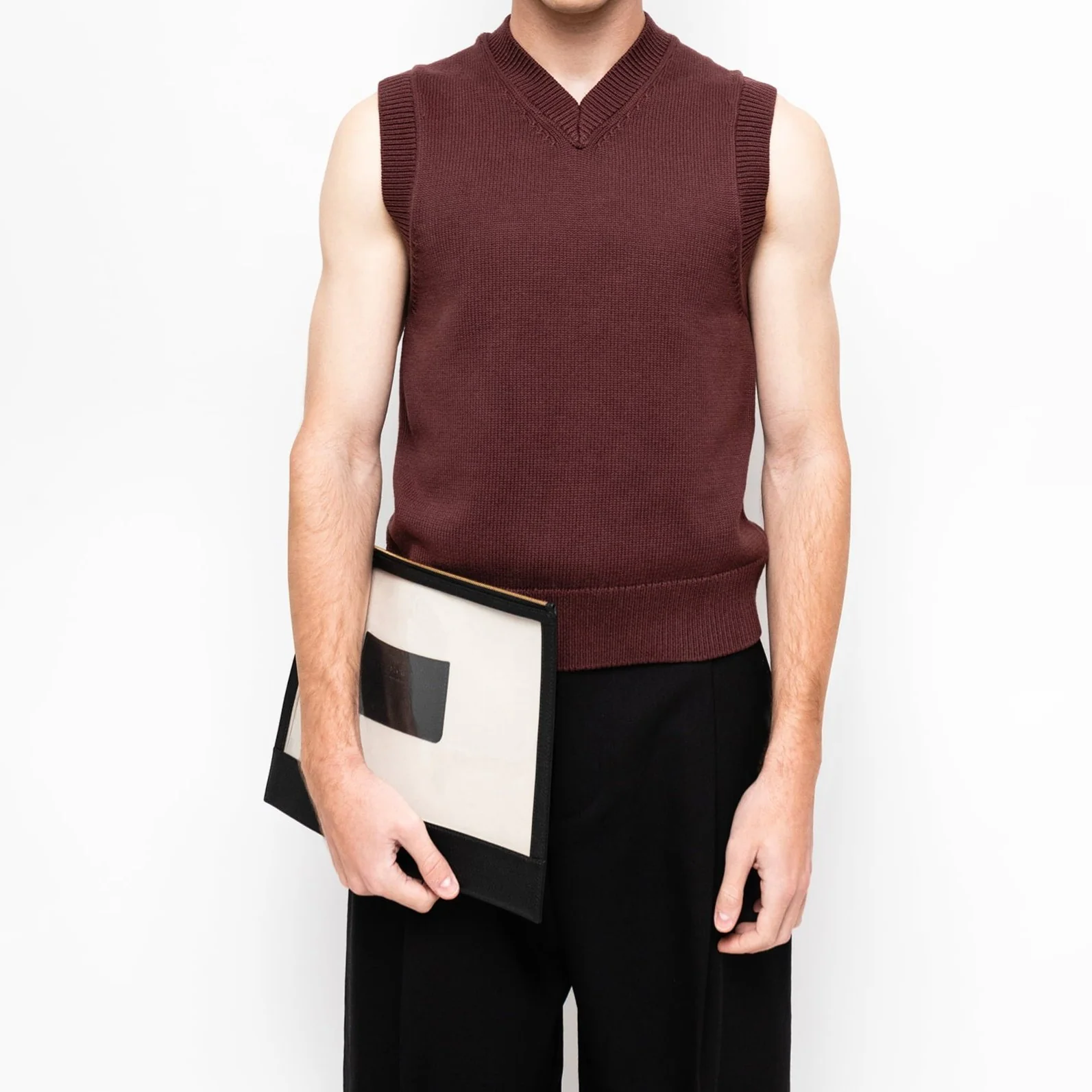 Seeview Folio - Image 5